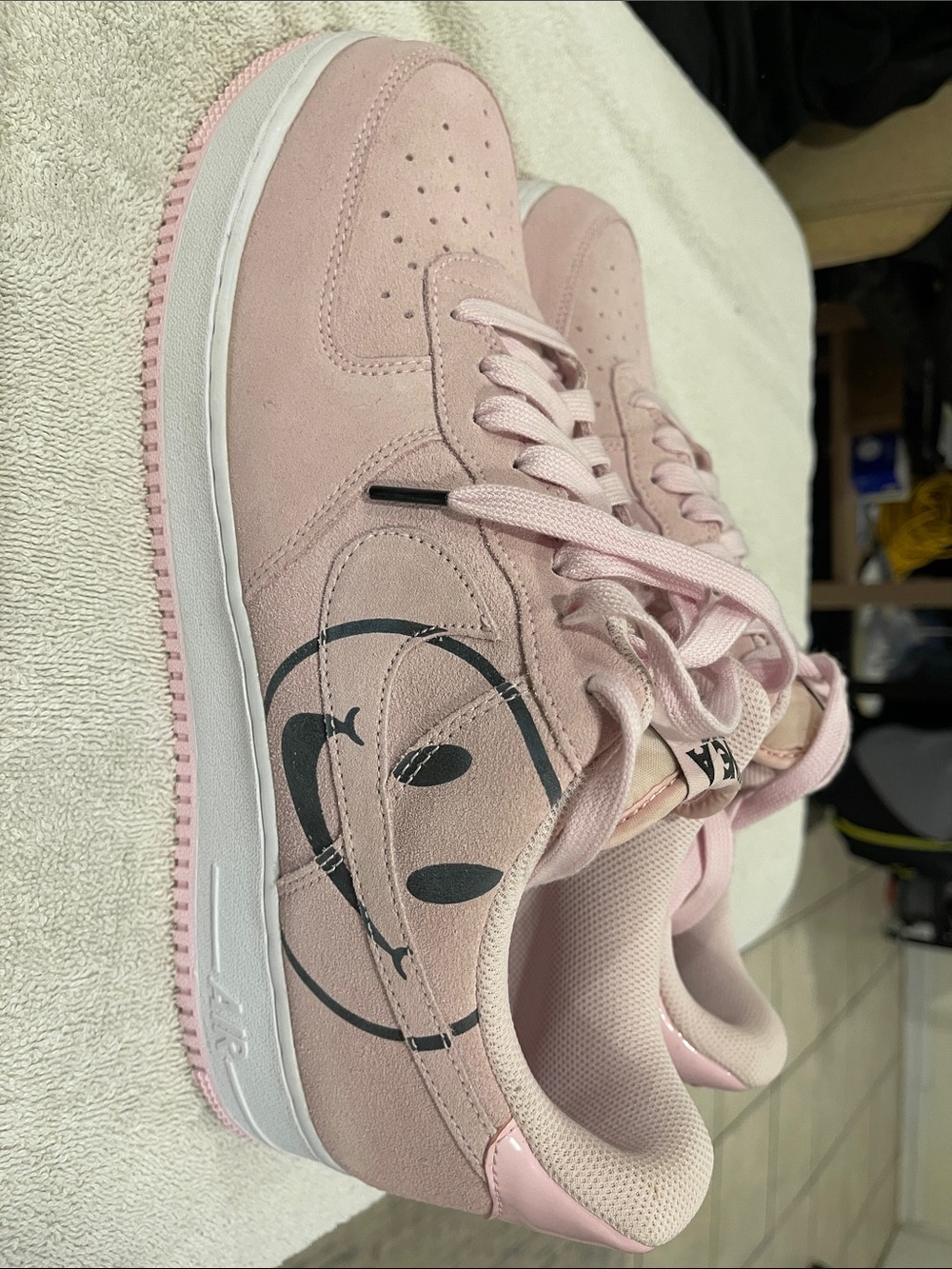 Nike men’s have a nice day-rare